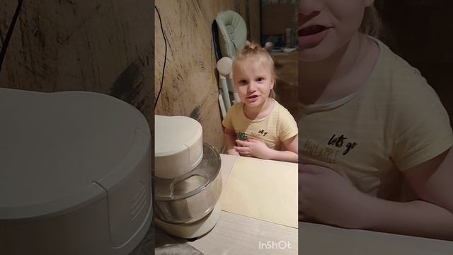 1000045093.mp4