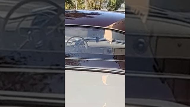 Ретро-авто Газ-21 Волга