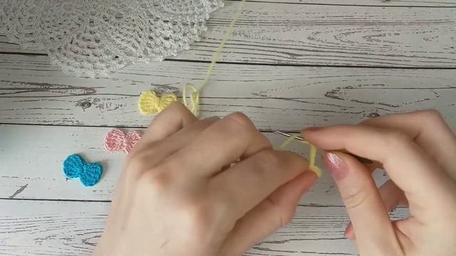 Бантик крючком  Крючком бантик