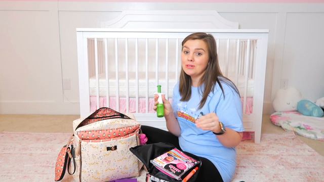 What's In My Diaper Bag For Disney World 2021 | Newborn and Toddler