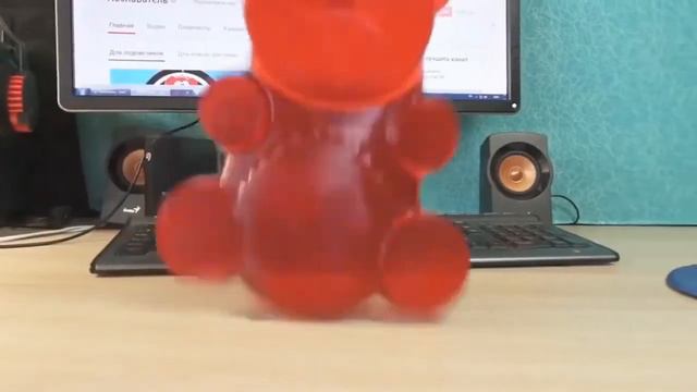 Желейный медведь Валера. Дай конфетку!