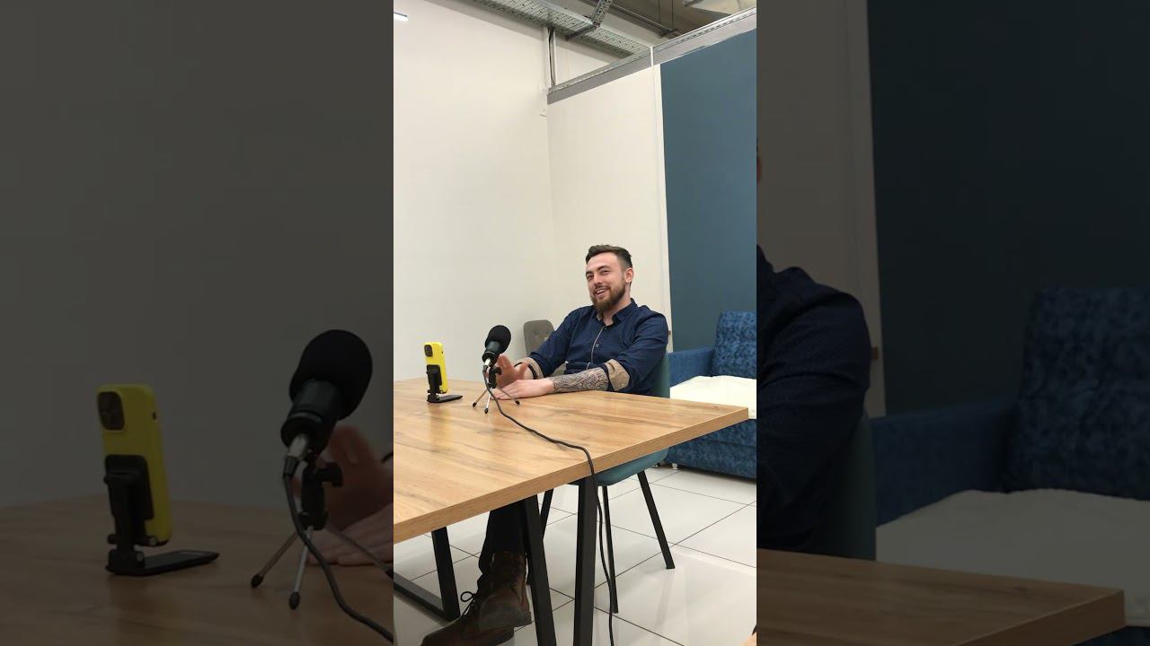 Чимитдоржи и Кирилл. Подкаст про live commerce