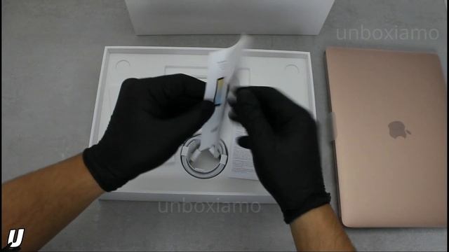 Apple Macbook Air M1 Gold \ Unboxing & First Start