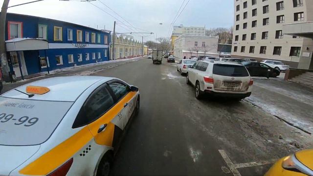 Такси. Объезд за 10 сантиметров