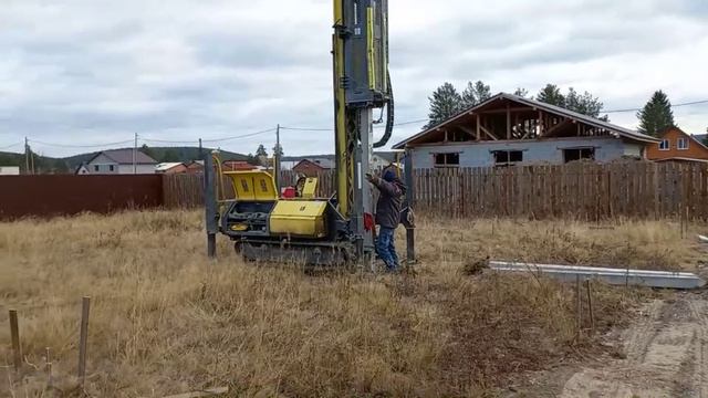 Свайно-забивной фундамент для будущего каркасного дома