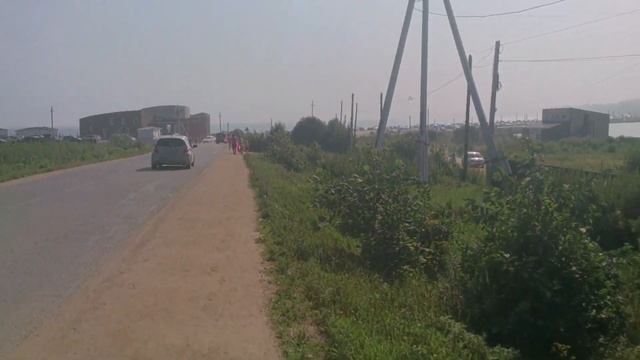 Мы приехали в ЛИВАДИЮ, Приморский край, жара, идем на море. :)