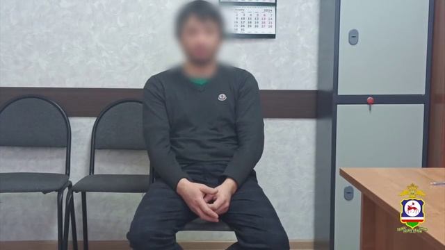 Курьер телефонных аферистов, забравший у ветерана ВОВ полмиллиона рублей, задержан полицией Якутии