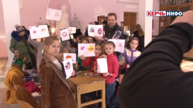 Выставка "Мир самоцветов" в Керчи
