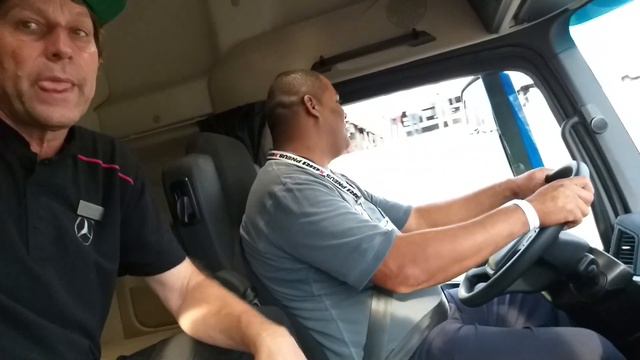 FENATRAN 2019 - FIZEMOS Um TESTE DRIVE / NOVO Mercedes Actros (2019)