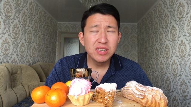 Мукбанг Пахлава,Медовик, Пирожные с заварным кремом|Mukbang|Baklava, cakes|not asmr