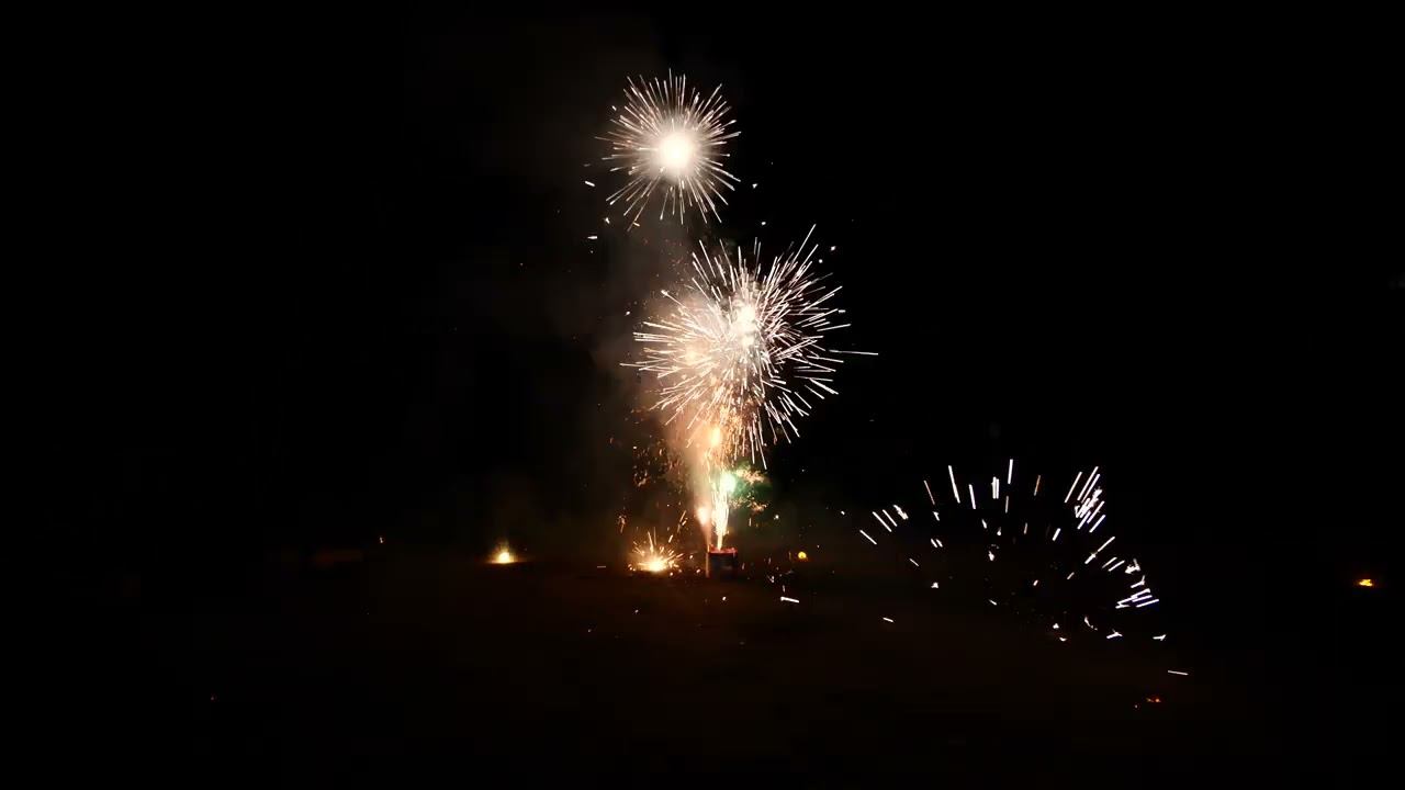 ZF100  ФОНТАН КОРОЛЕВСКИЙ БАЛЕТ ( 8 эффектов | 100 сек | 3,5 метра)