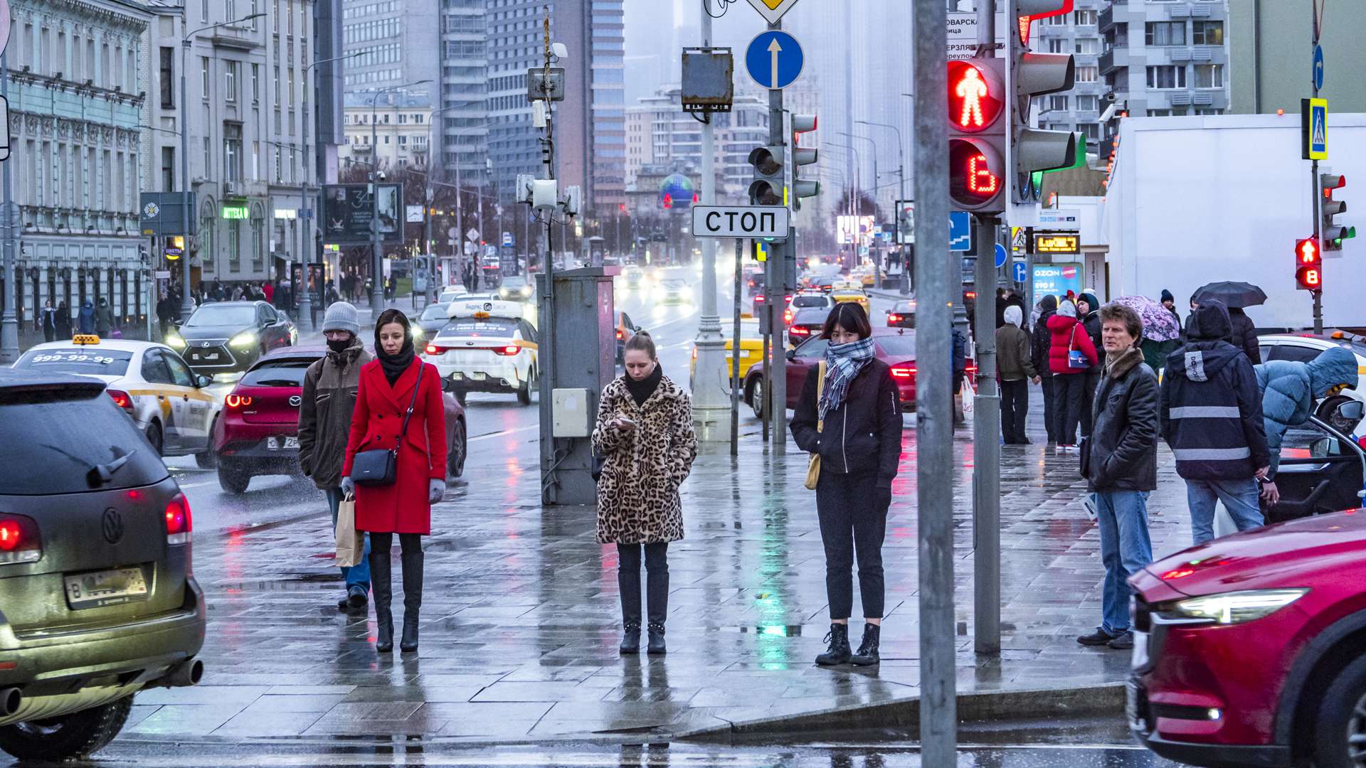 Давление сегодня в москве сейчас. Москва ноябрь фото 2021. Снег в Москве 30 ноября 2021. Москва сегодня фото. Москва сейчас фото.