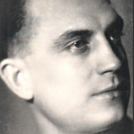 Иконка канала Иван Шмелев. Мне бесконечно жаль.