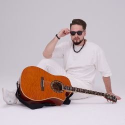 Иконка канала Артем Ромас