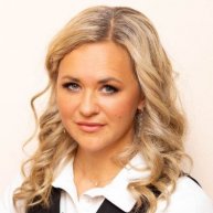 Иконка канала Свои Люди - домашний персонал