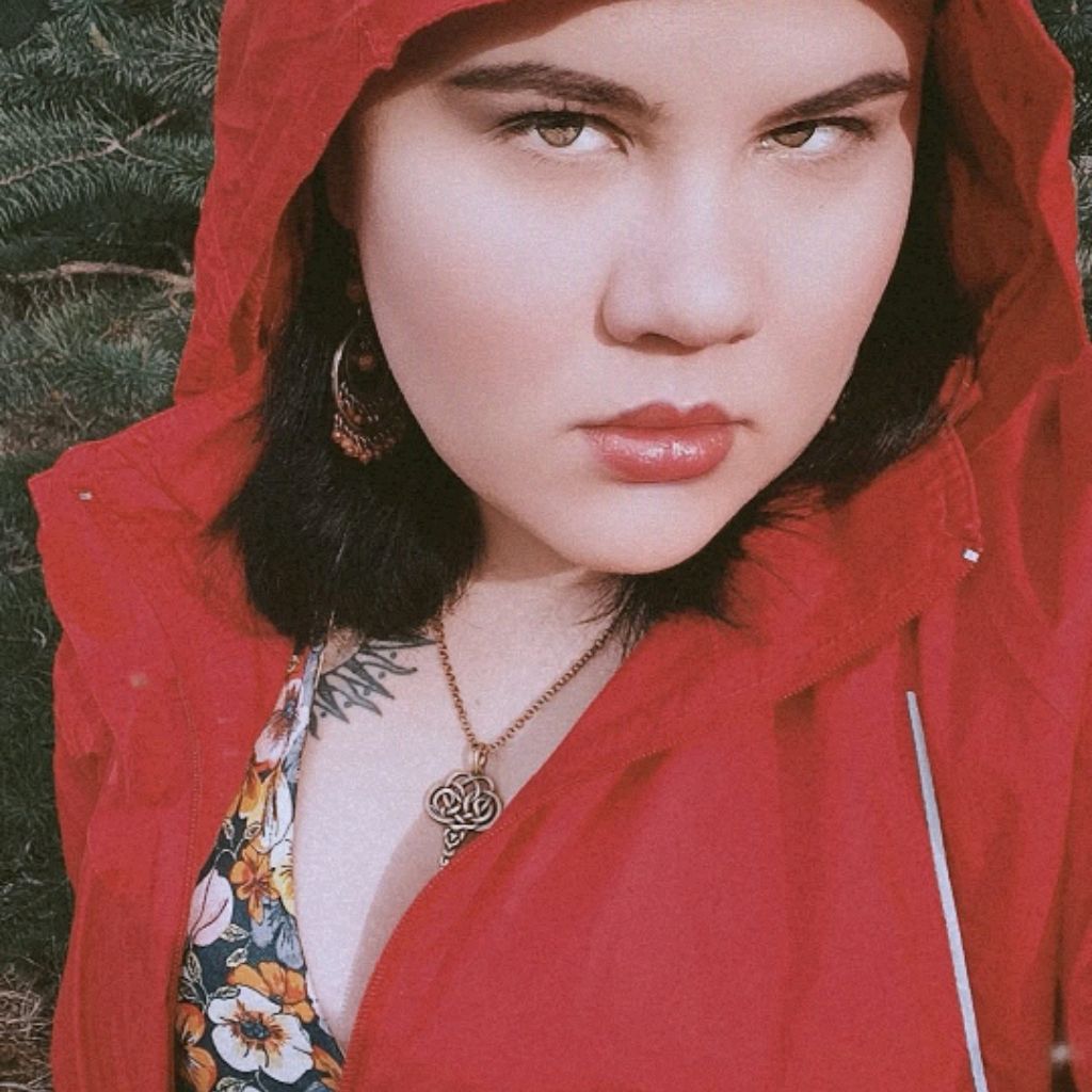 Иконка канала Hippie witch tarot 😈