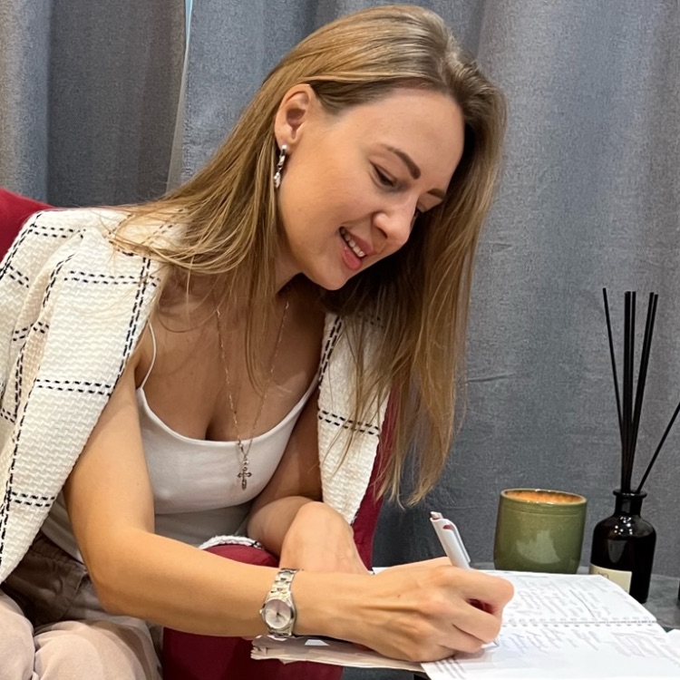 Иконка канала Алина Калашникова | Психолог, гипнолог, коуч