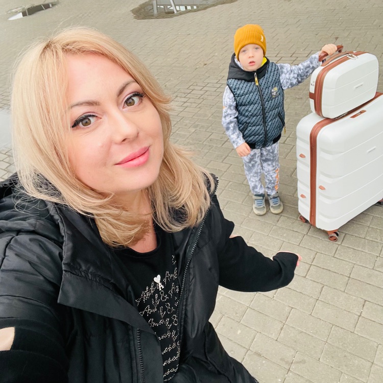 Иконка канала Оля Джан и Чемодан