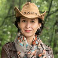 Иконка канала Алия Ахилбаева - Распаковщик смыслов и потенциала