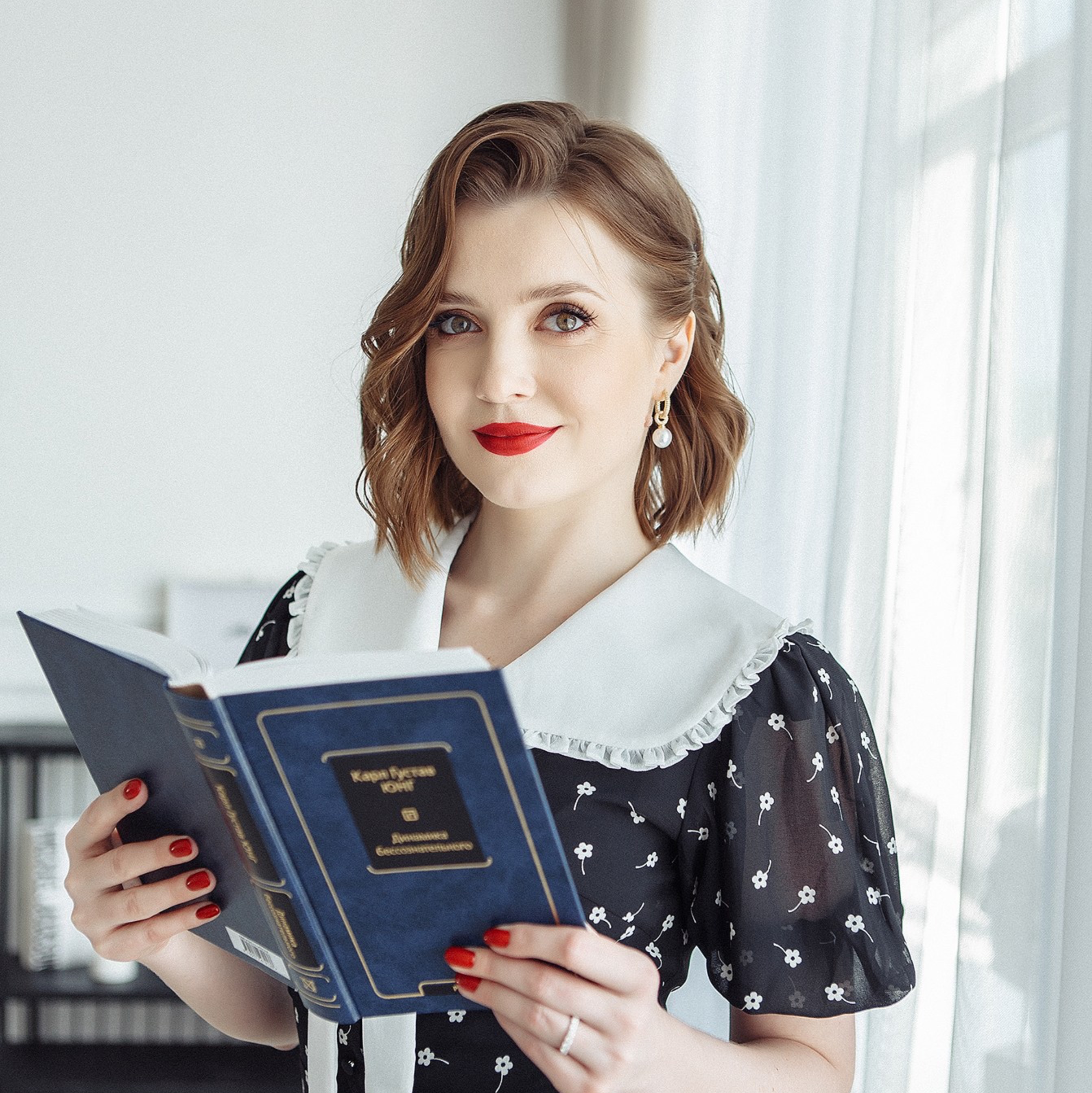 Иконка канала Алёна Жогова | Alena Zhogova