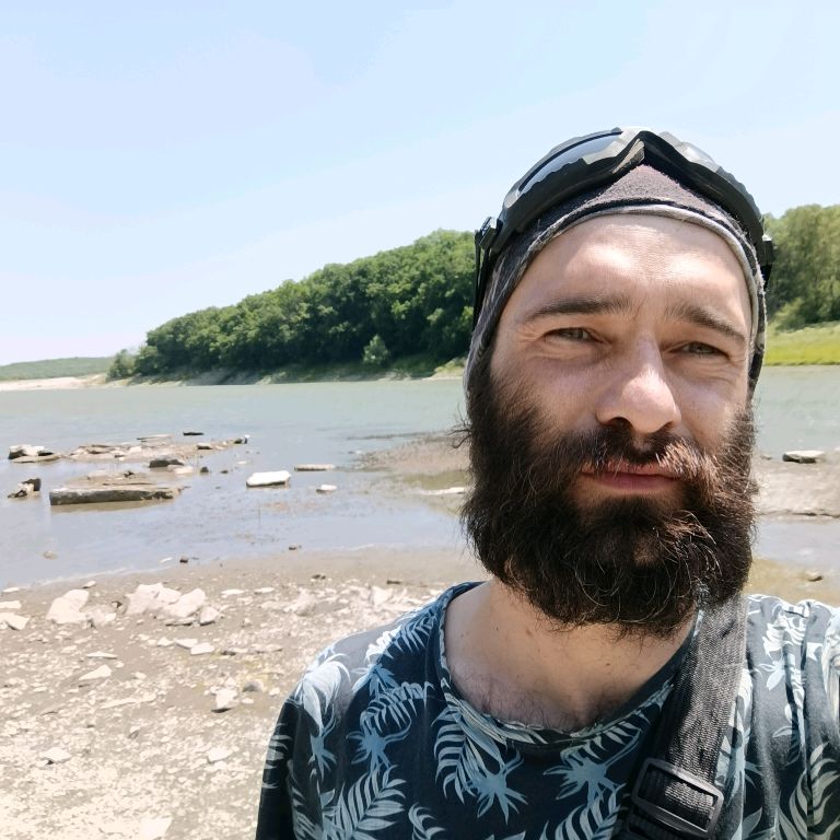Иконка канала Ну типо хз