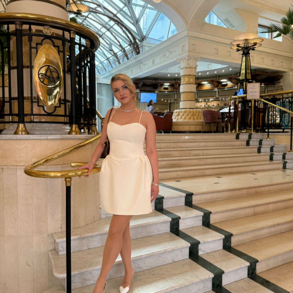 Иконка канала Elena Kyzheleva
