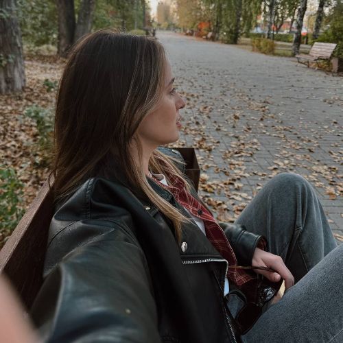 Иконка канала Джули