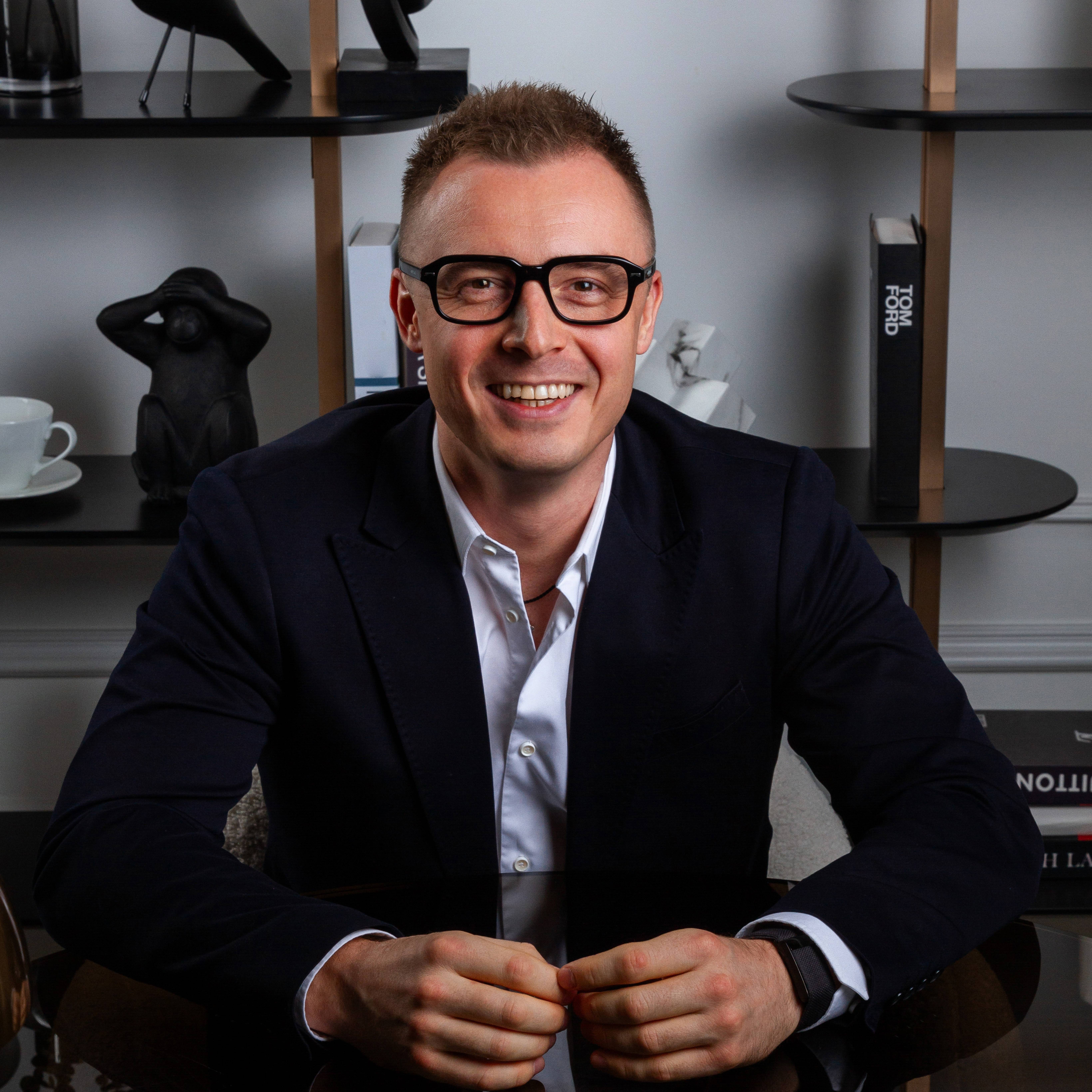 Иконка канала Александр Жигилий | Связи на миллиард