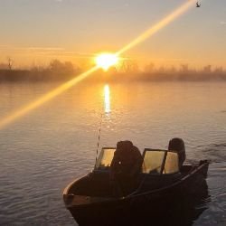 Иконка канала SunRise Fishing (SRF)
