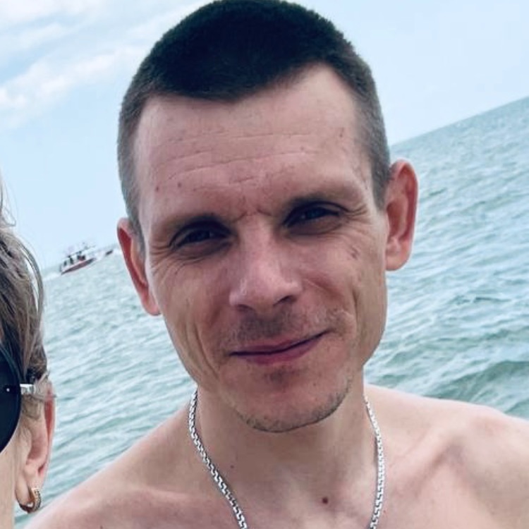 Иконка канала ЖЕКА МАКАРОВ✅🤝 Ремонт своими руками ✅😊