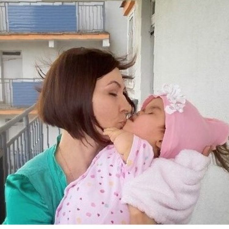 Иконка канала Елена с Олюшкой