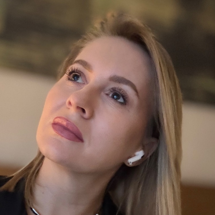 Иконка канала livelesya