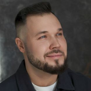 Иконка канала Максим Белоусов | ИИ-гуру