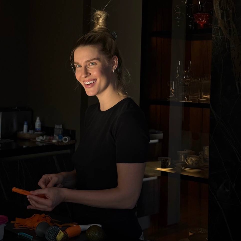 Иконка канала У Вики дома