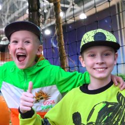 Иконка канала Макс и Рома | Канал для детей