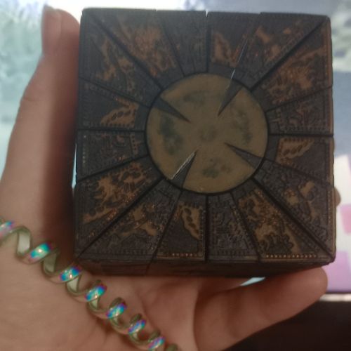 Иконка канала Sara Williams