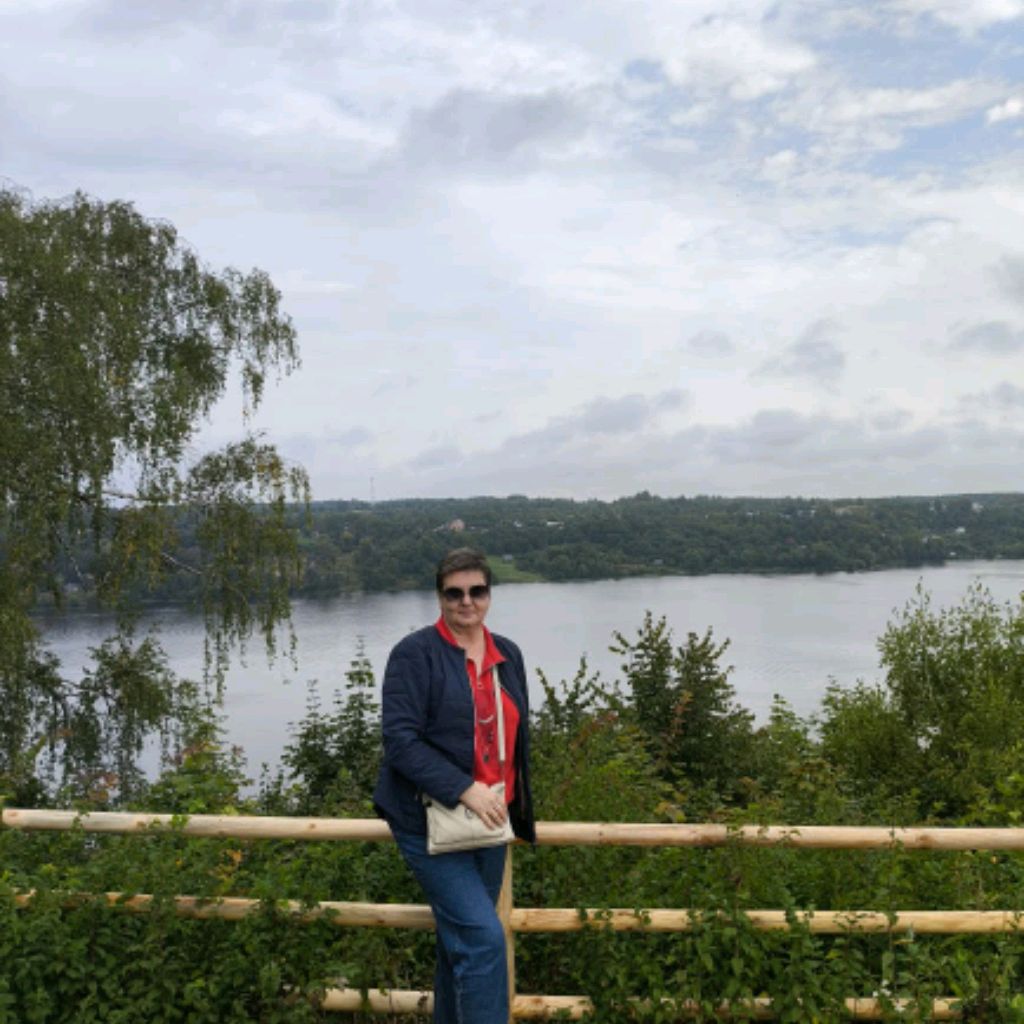 Иконка канала JuliaOks Tarot