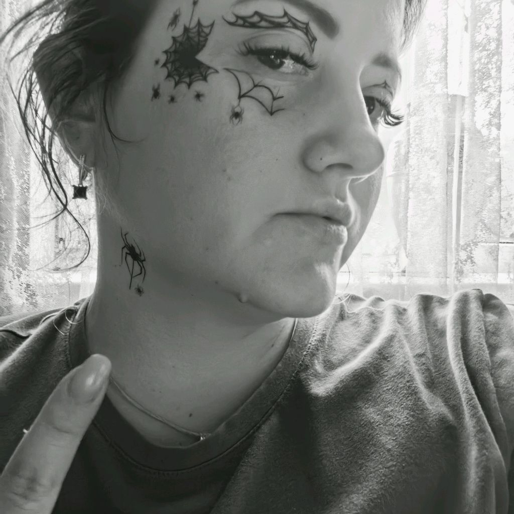 Иконка канала 跟玛莎学