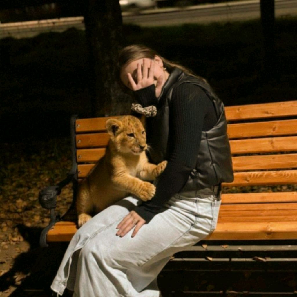 Иконка канала 🌚_Райкани_🤍_043