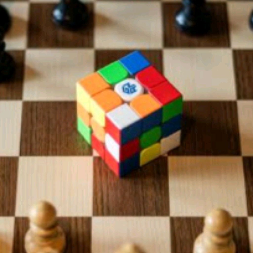 Иконка канала Rubik's Chess