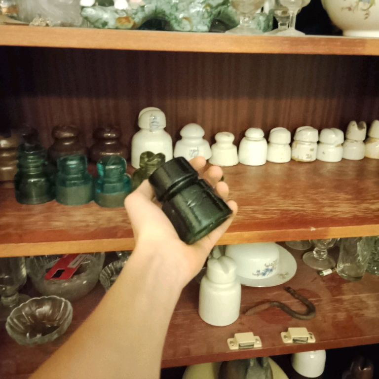 Иконка канала Коллекционер изоляторов.