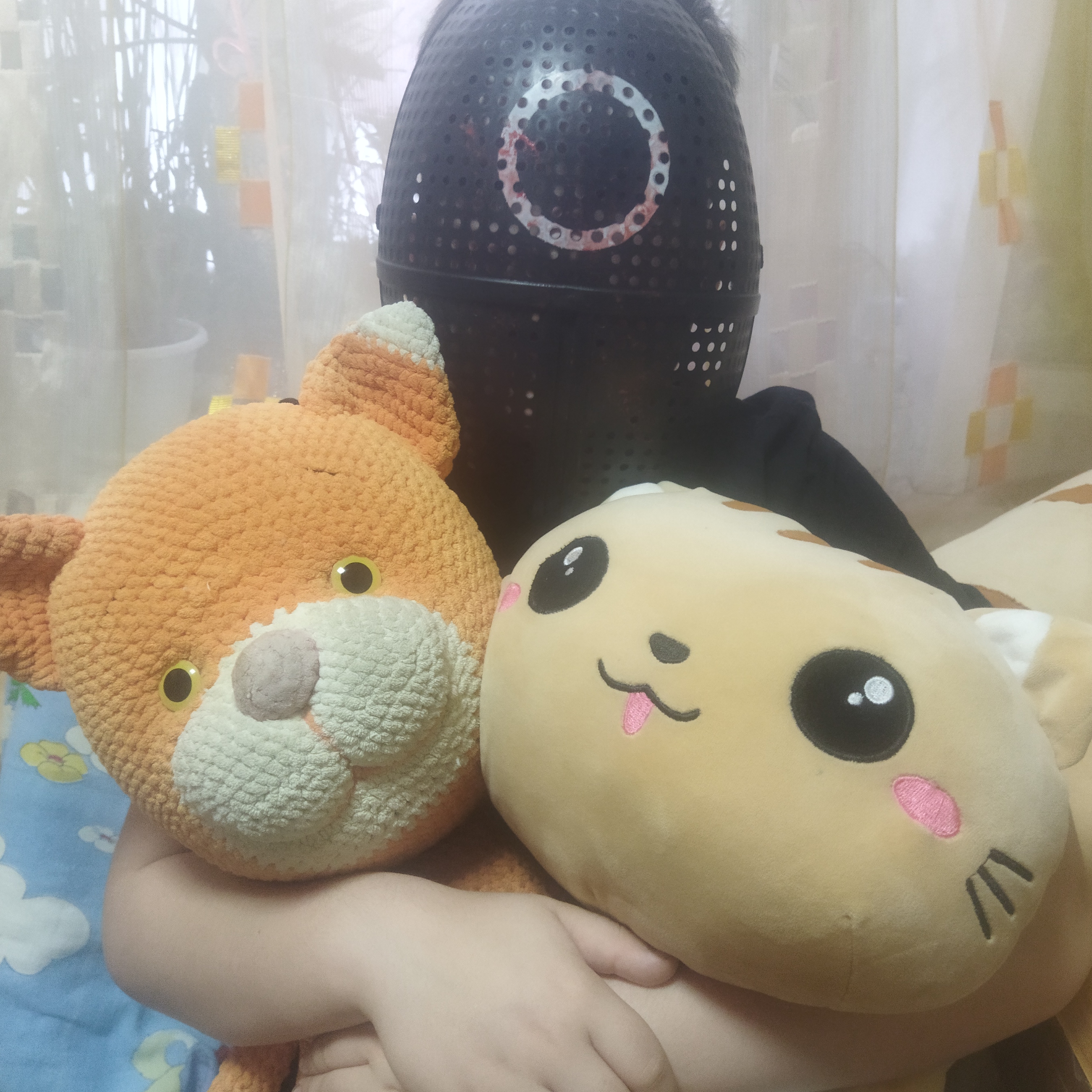 Иконка канала Андрей, киска улыбака и кот батон