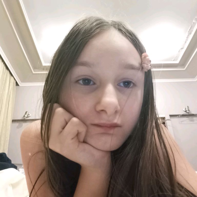 Иконка канала Vика :3