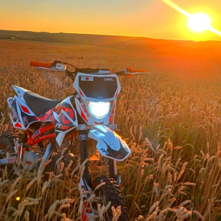 Иконка канала Саня Блогер