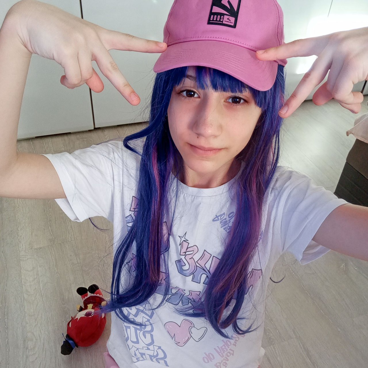 Иконка канала 🍰MERIN—безумная косплеерша core: