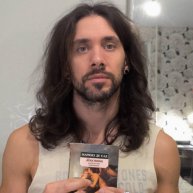 Иконка канала яша и тысяча книг