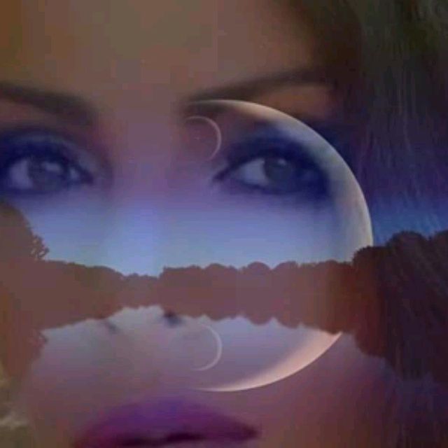 Иконка канала Песни стихи сказки Илоны 🌙 Луны  🌙 Ясинск