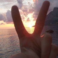 Иконка канала В Крыму на удаленке