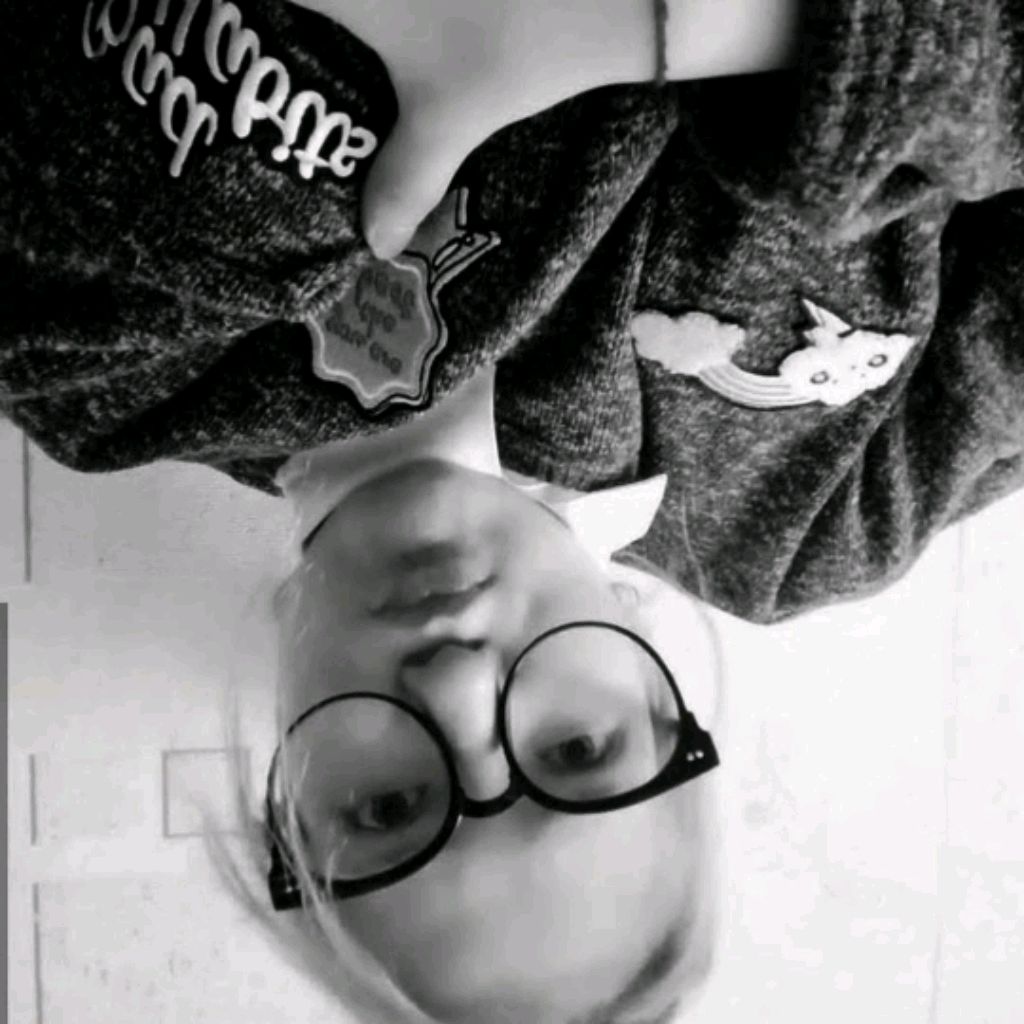 Иконка канала Rina Bond