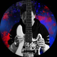 Alex Sarikov // Бас гитарист